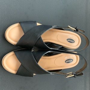 Dr. Scholl’s True Comfort Sandals.